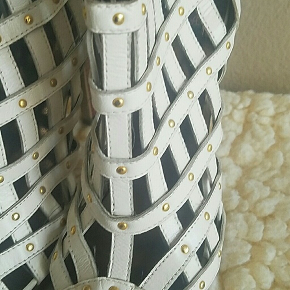 Bootie - Picture 7 of 7